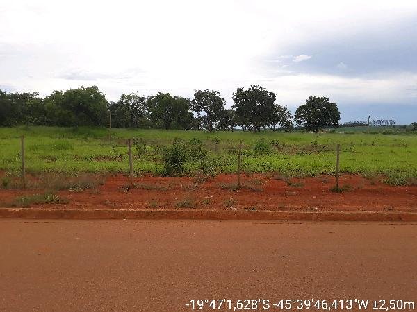 Terreno - Venda - Senhora Aparecida - Luz - MG