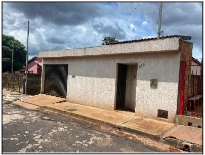 Casa - Venda - Princesa Isabel - Frutal - MG