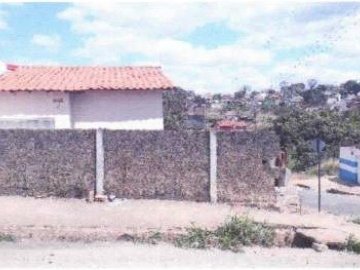 RUA MARIA FRANCA DE ARAUJO,N. 1395 CS 04